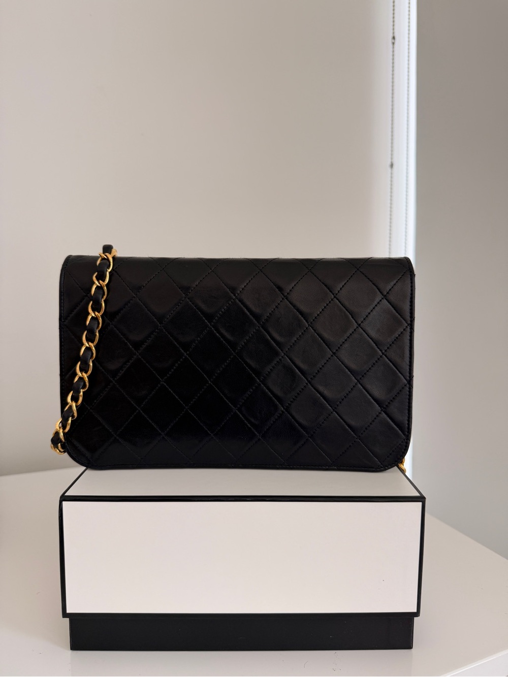 CHANEL Black Quilted Lambskin Shoulder Bag with Gold Hardware - Picture 3 of 8